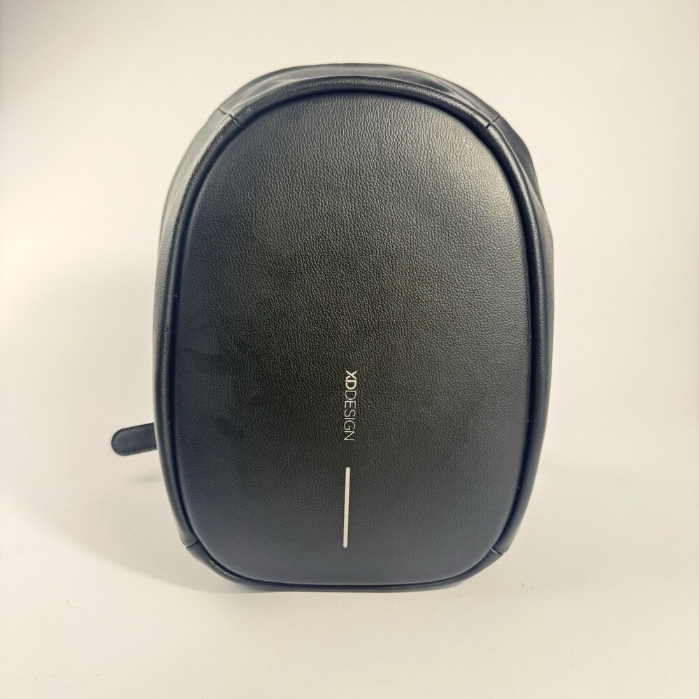 XD Design Bobby Black Anti-Theft Backpack Padded Carrying Case Great Condition!